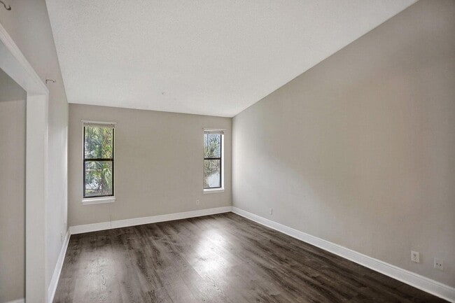 Building Photo - 2301 N Congress Ave