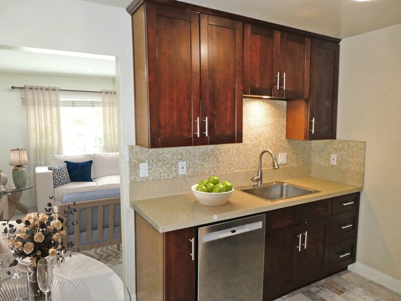 Building Photo - 1161 Woodrow St