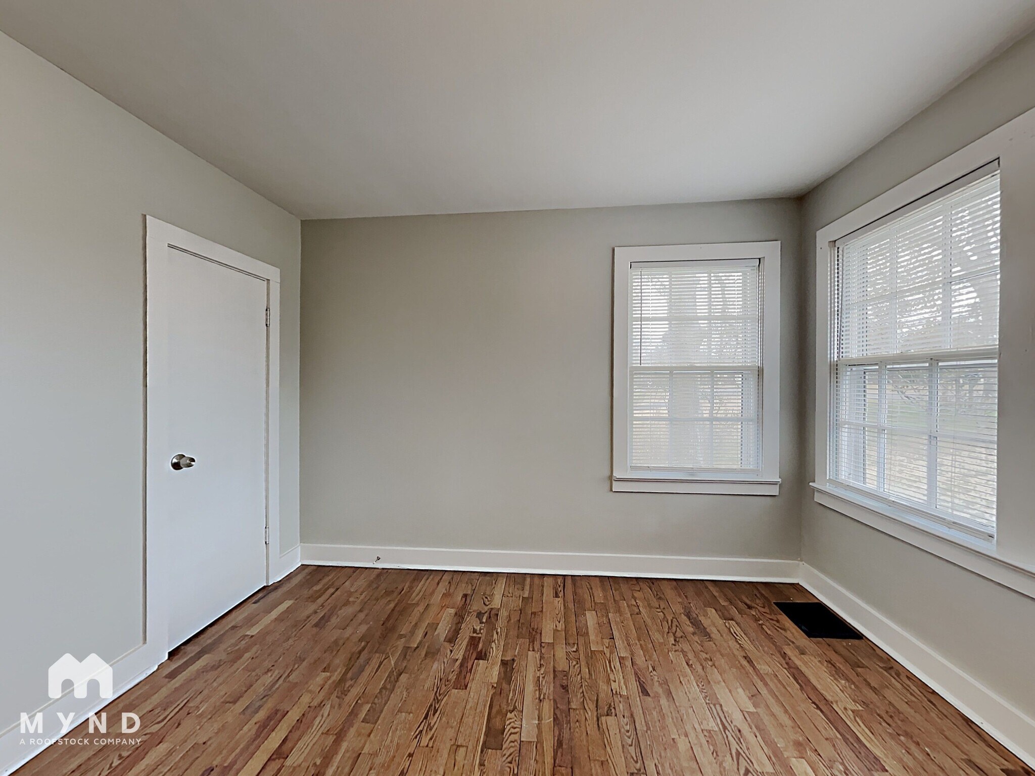 Building Photo - 1222 Eastern Valley Rd