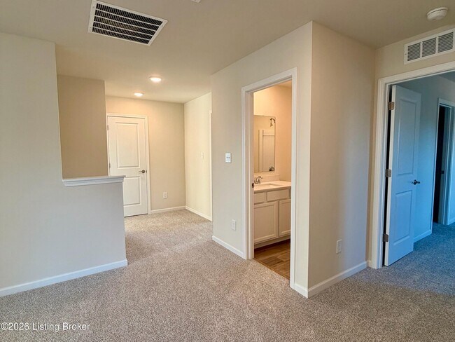 Building Photo - 16901 Aiken Rdg Cir