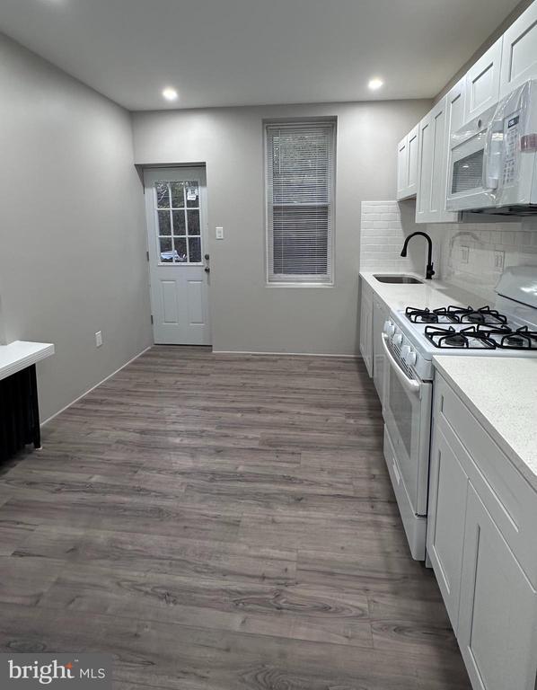 Building Photo - 934 N Fallon St