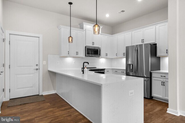 Building Photo - 16302 Connors Wy