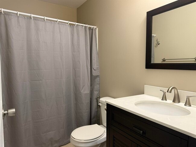 Building Photo - 17 Christopher Ave