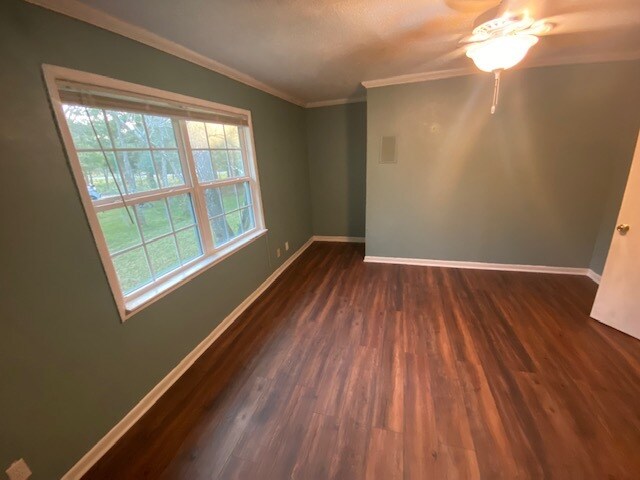 Building Photo - 3357 Prairie Dr