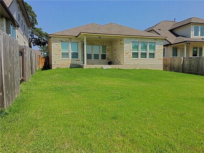 Building Photo - 14928 Iveans Way