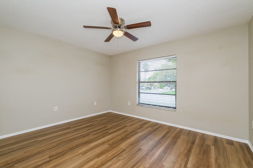 Building Photo - 7643 Limington Dr