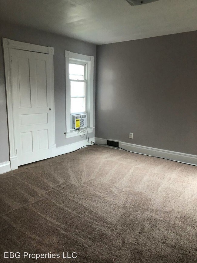 Building Photo - 3 br, 1 bath House - 615 3rd St.