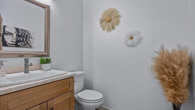 Building Photo - Brand-New Construction Townhome in Orchard Mesa!