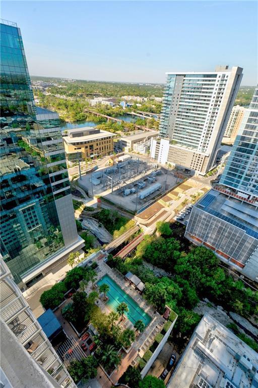 Building Photo - 360 Nueces St