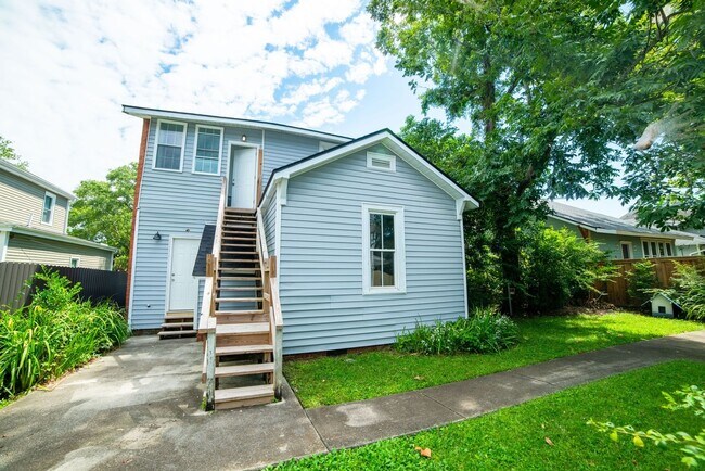 Building Photo - 107 N 13th St