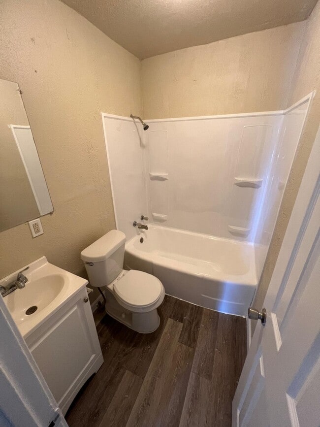 Building Photo - 2804 Cornell St