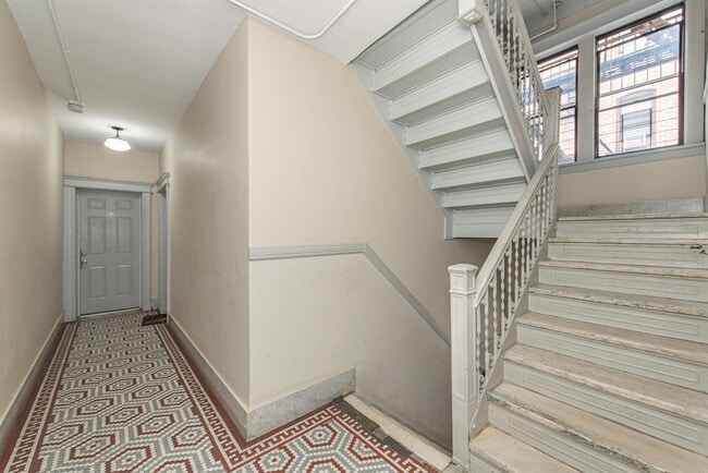 Building Photo - 7111 Palisade Ave