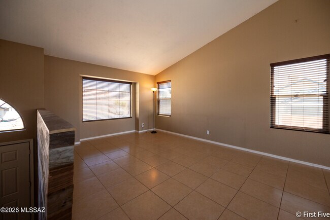 Building Photo - 8984 N Eaglestone Loop