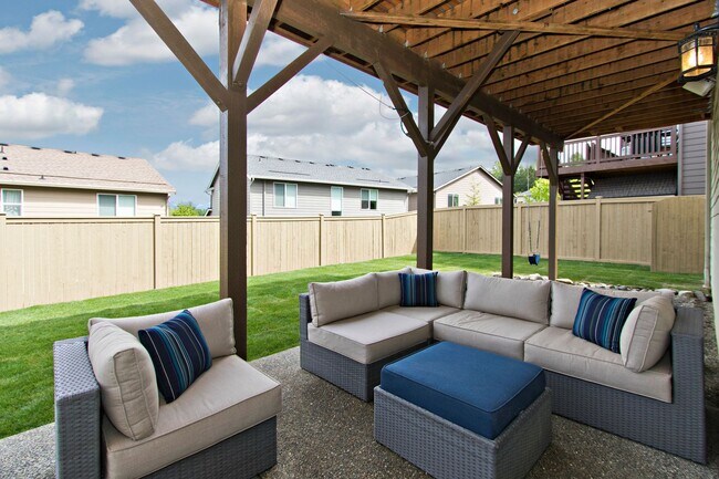 Building Photo - 4Bd/3Ba Snoqualmie House