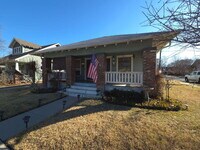 Building Photo - Garage Apartment in Historic Fairmount District