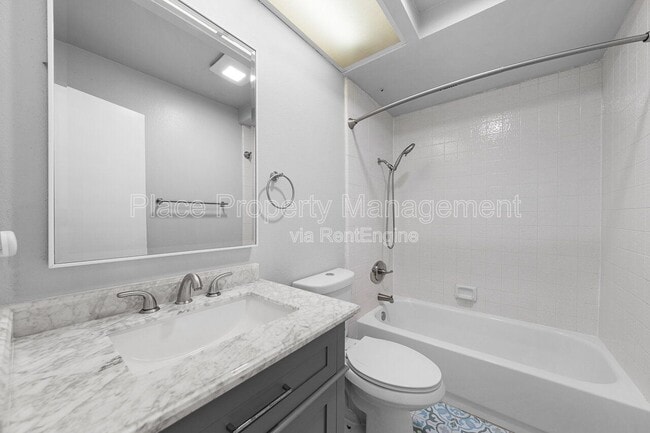 Building Photo - 6863 Caminito Mundo