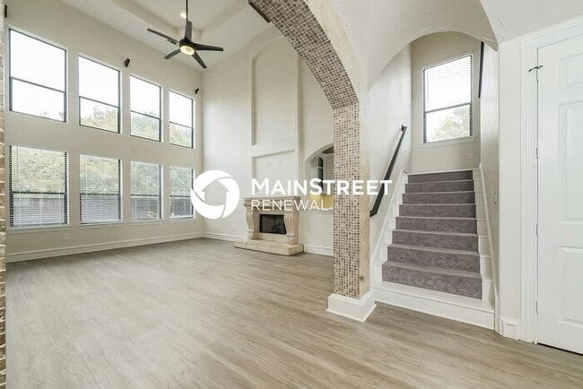 Building Photo - 4 Bedroom Pet-Friendly Home in Farmers Bra...