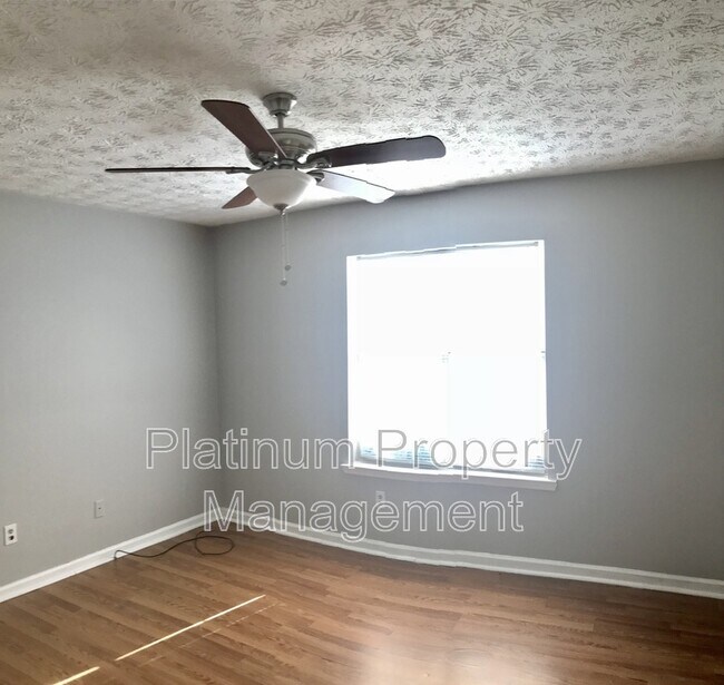 Building Photo - 410 Water Oak Way Sw