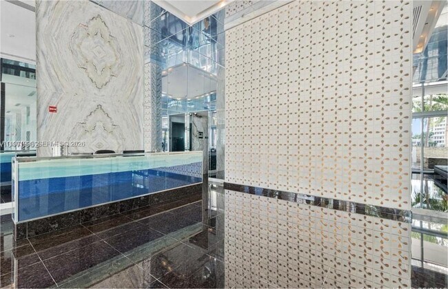 Building Photo - 335 S Biscayne Blvd