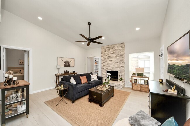 Building Photo - 2001 Bering Dr