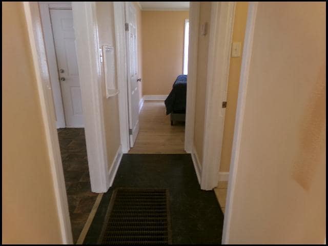 Building Photo - 920 S Elm St