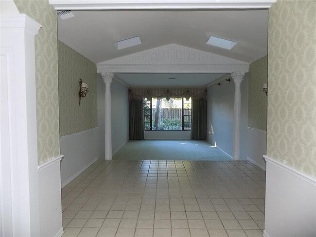 Building Photo - 408 Sassafras Ln