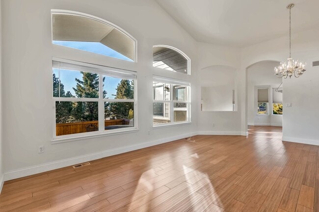 Building Photo - 6756 Solana Dr