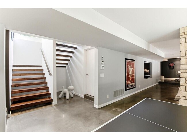 Building Photo - 20650 Bayview Ct