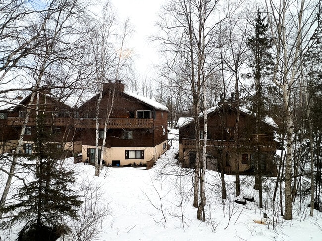 Building Photo - 4714 Mills Dr