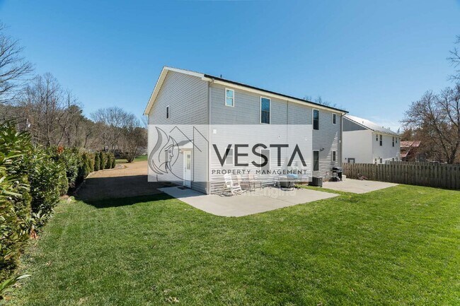 Building Photo - 113 Stone Dr
