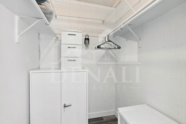 Building Photo - 3313 N 68th St