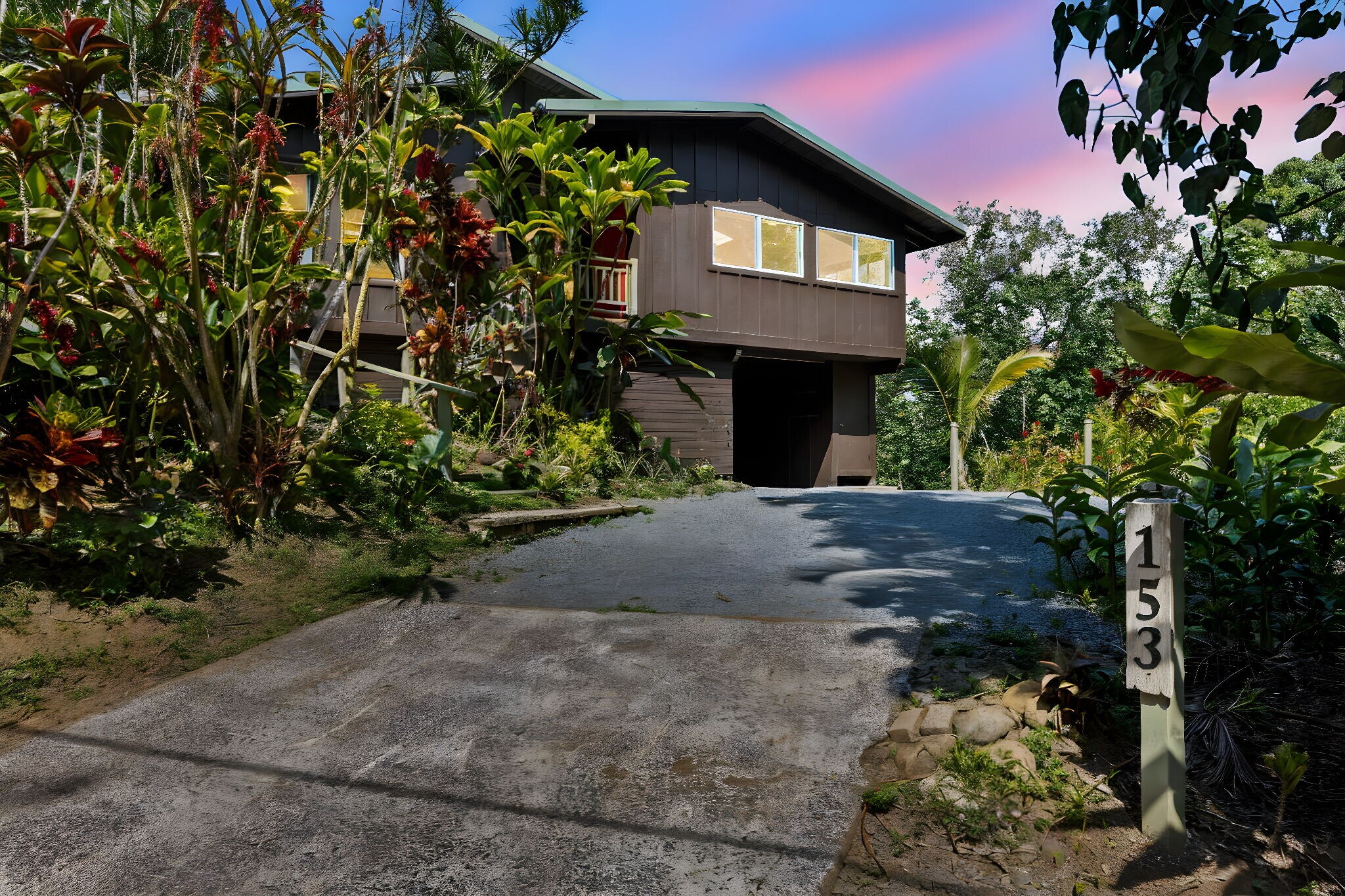 Parking - 153 W Waipio Rd