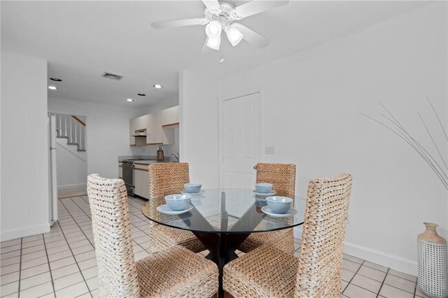 Building Photo - 510 Corey Ln