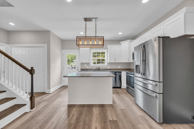 Building Photo - 900 62nd Ave N