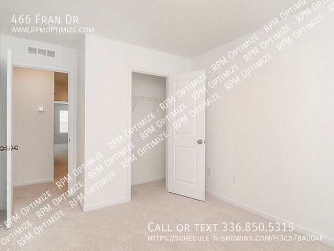 Building Photo - 466 Fran Dr