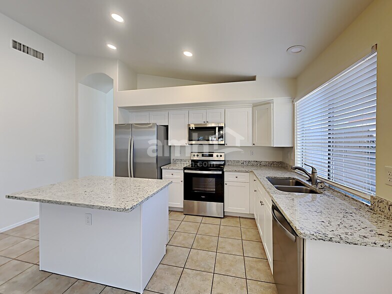 Building Photo - 15142 W Eureka Trail