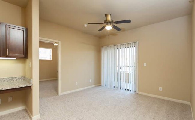 Building Photo - 1 bedroom in Lewisville TX 75056