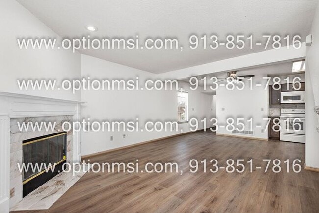 Building Photo - 3-bedroom townhouse now available in Belton!