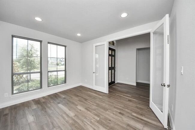Building Photo - 28907 Ridge Valley Ct