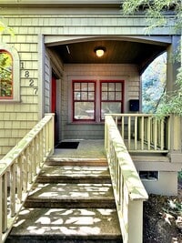 Building Photo - 1827 N Skidmore St