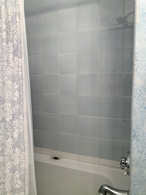 Building Photo - 425 Marlborough St