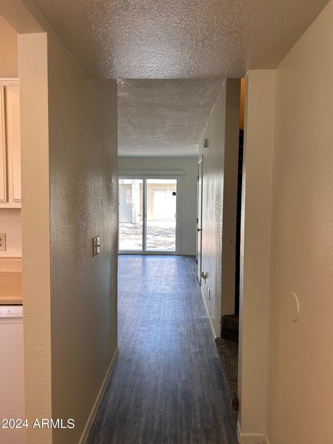 Building Photo - 2832 E Le Marche Ave