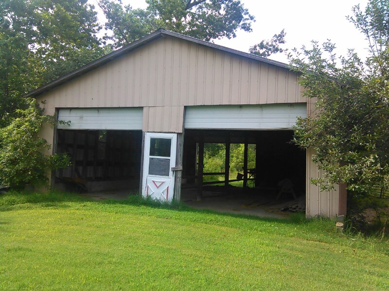 Building Photo - 8310 Middle Butler Rd