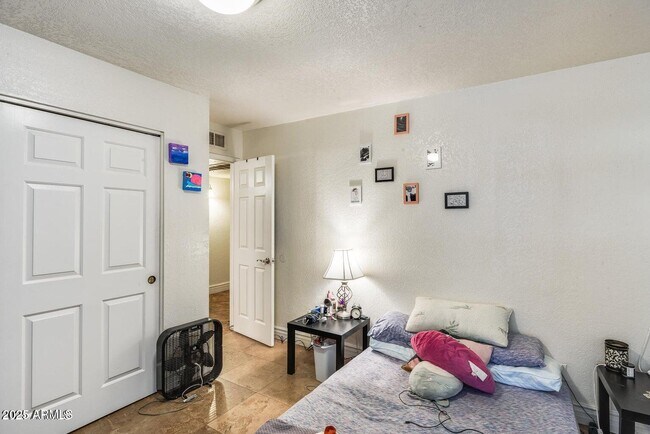 Building Photo - 4202 N 28th St