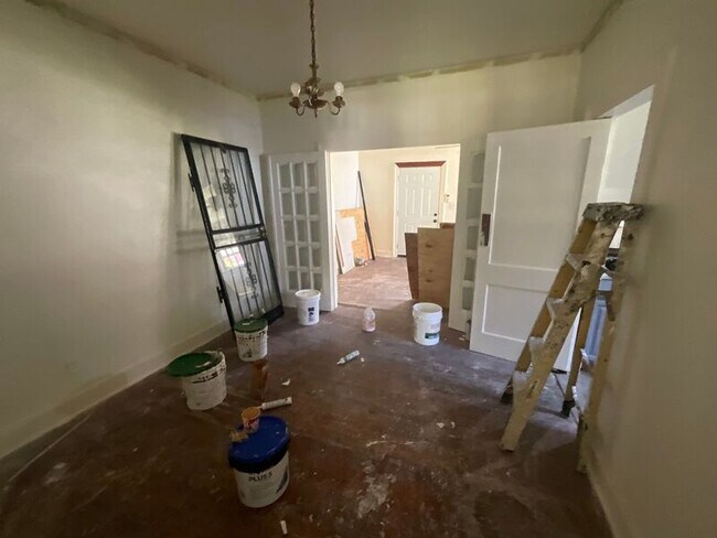 Building Photo - 354 Fredrica Ave