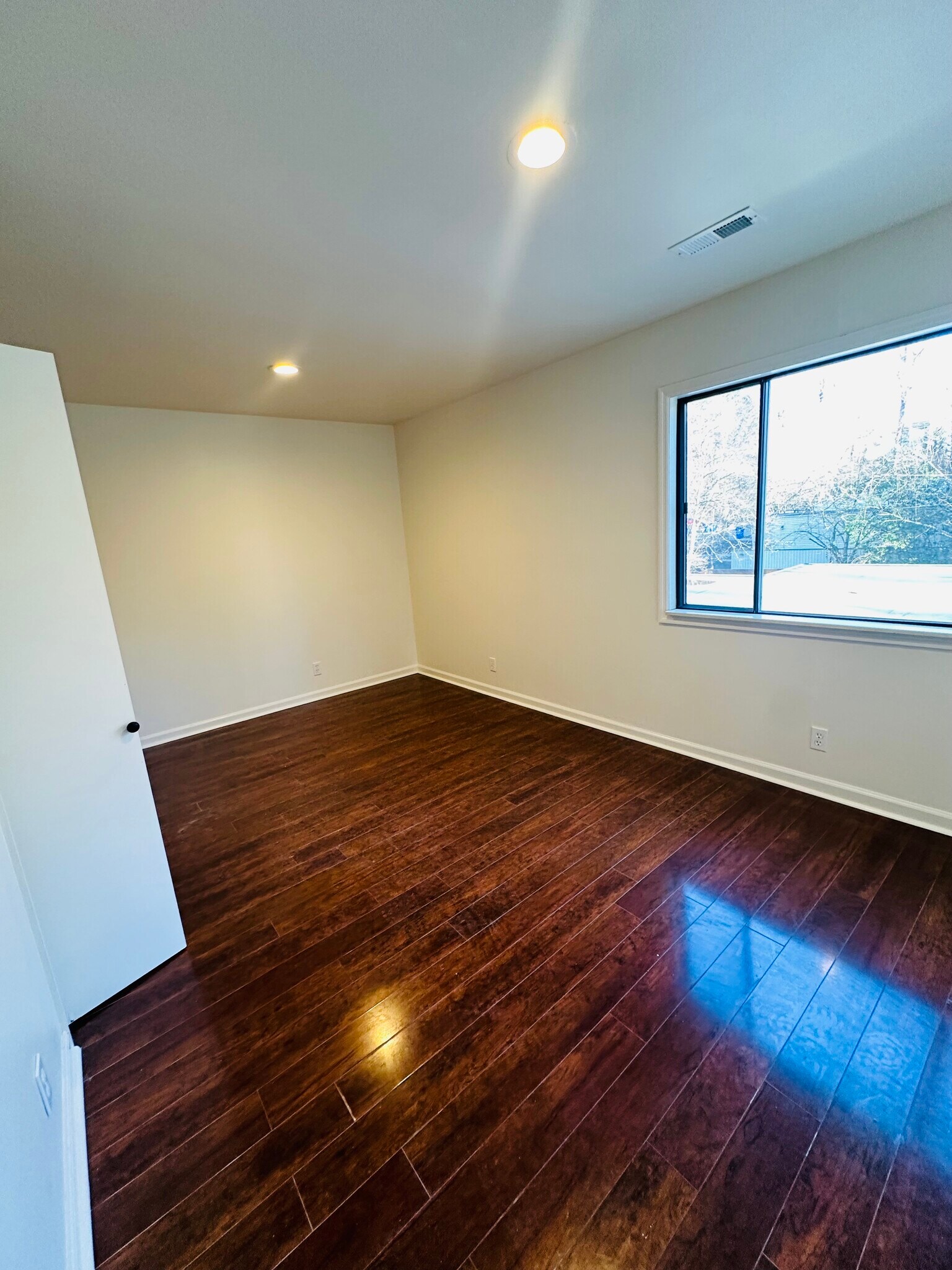 Bedroom 2 - 703 Idlewood Ln