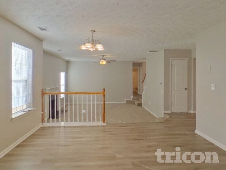 Building Photo - 4435 Grove Lake Ct