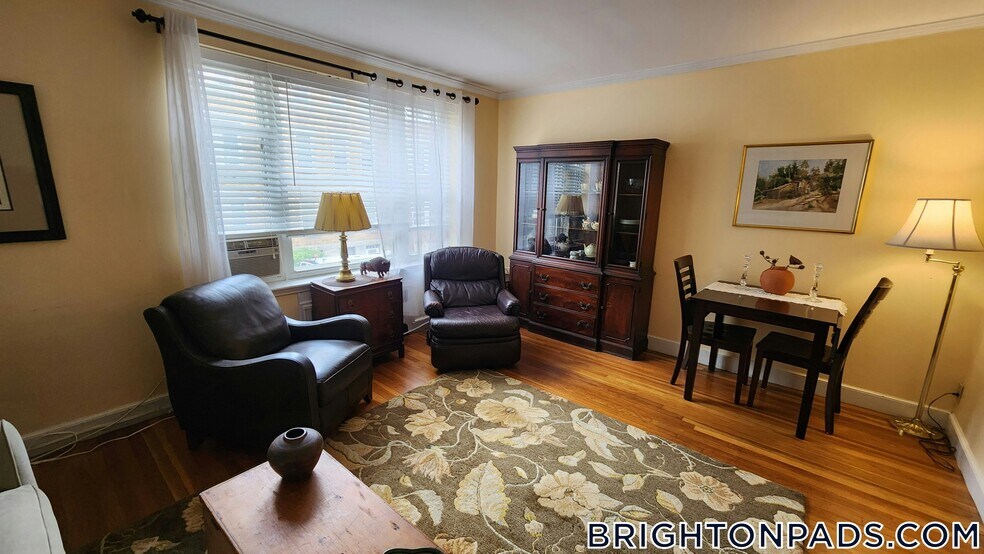 Building Photo - 35 Chiswick Rd