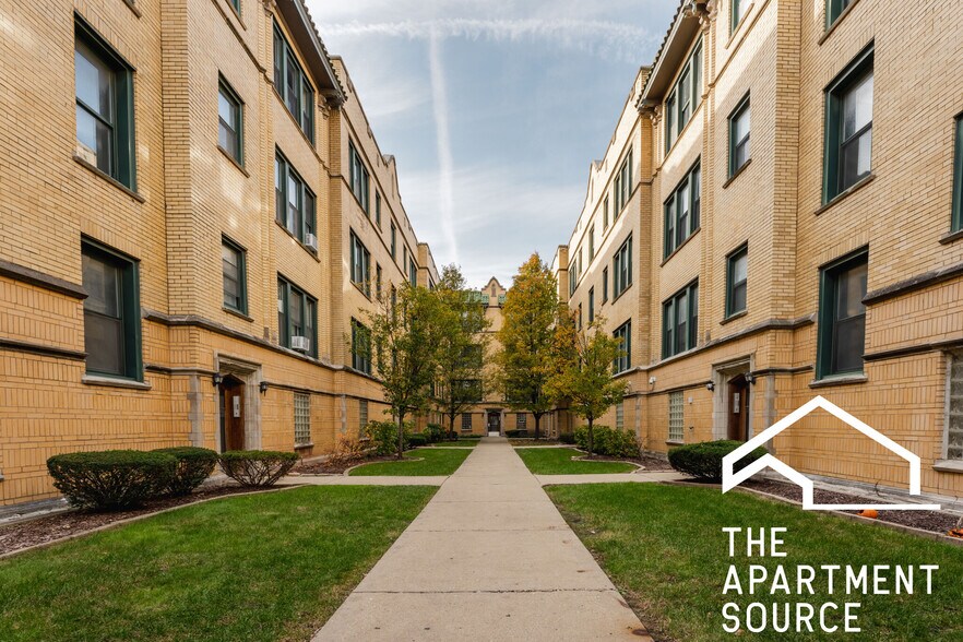 Building Photo - 2333 N Spaulding Ave