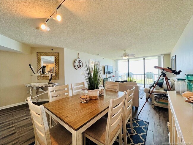 Building Photo - 8880 S Ocean Dr